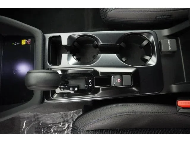 New 2026 CRYSTAL WHITE PEARL Subaru Premium image 19