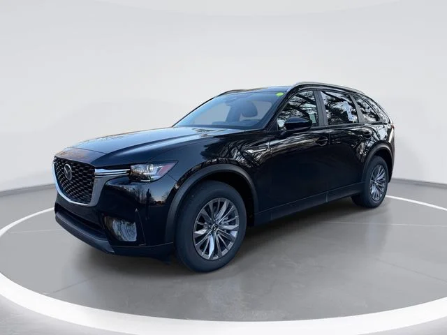 Used 2026 Black Mazda 3.3 Turbo Select image 1
