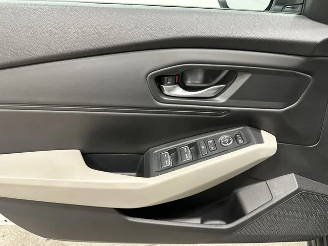 2024 Honda Accord EX - Photo 17