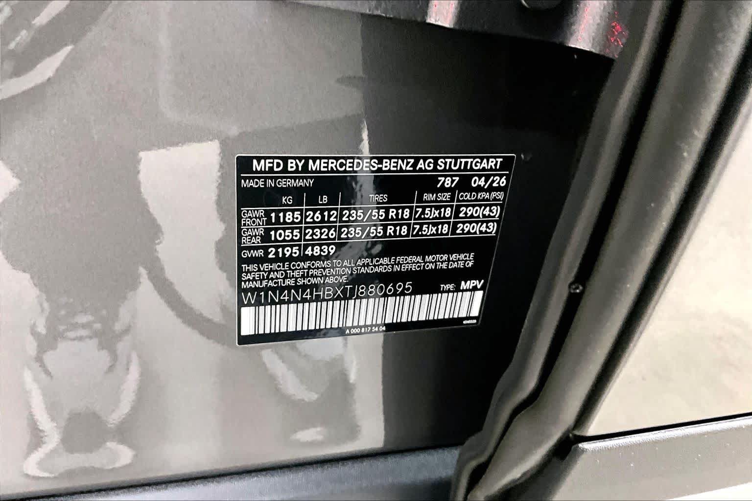 New 2026 Mountain Grey Metallic Mercedes-Benz GLA 250 image 21
