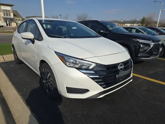 2025 Nissan Versa 1.6 SV CVT's photo