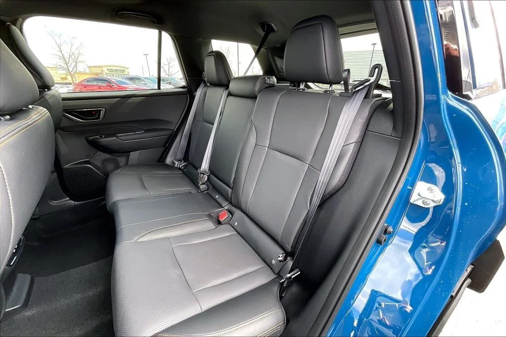 New 2026 GEYSER BLUE Subaru Wilderness image 13