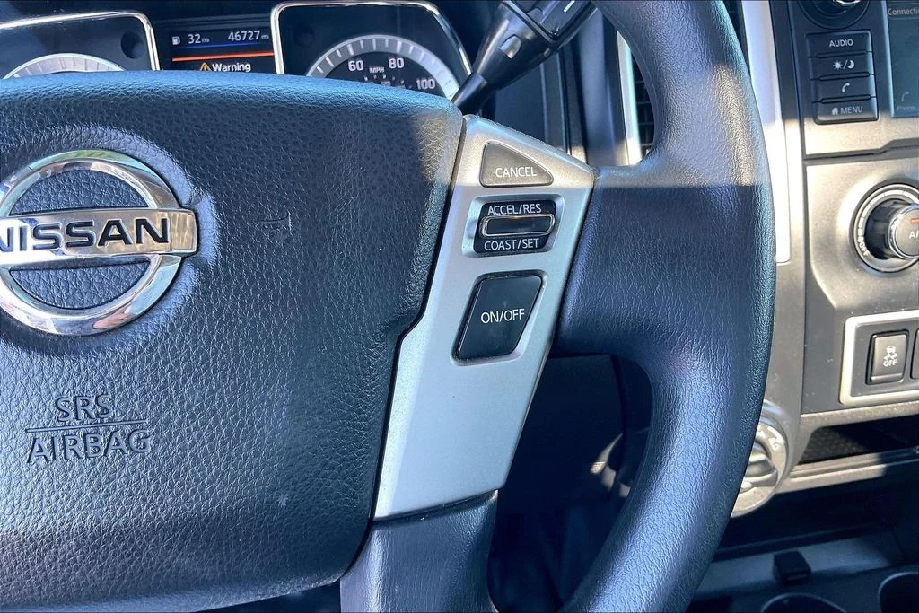 Used 2019 White Nissan S image 18