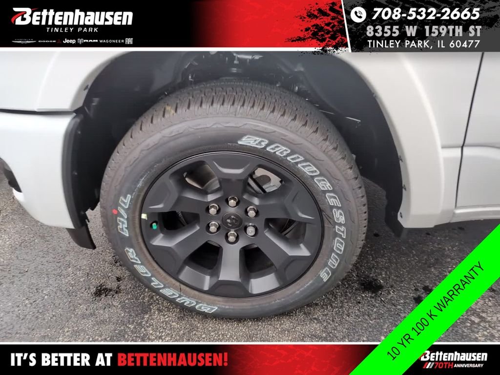 New 2026 Bright White Clear-Coat Exterior Paint RAM Big Horn image 11