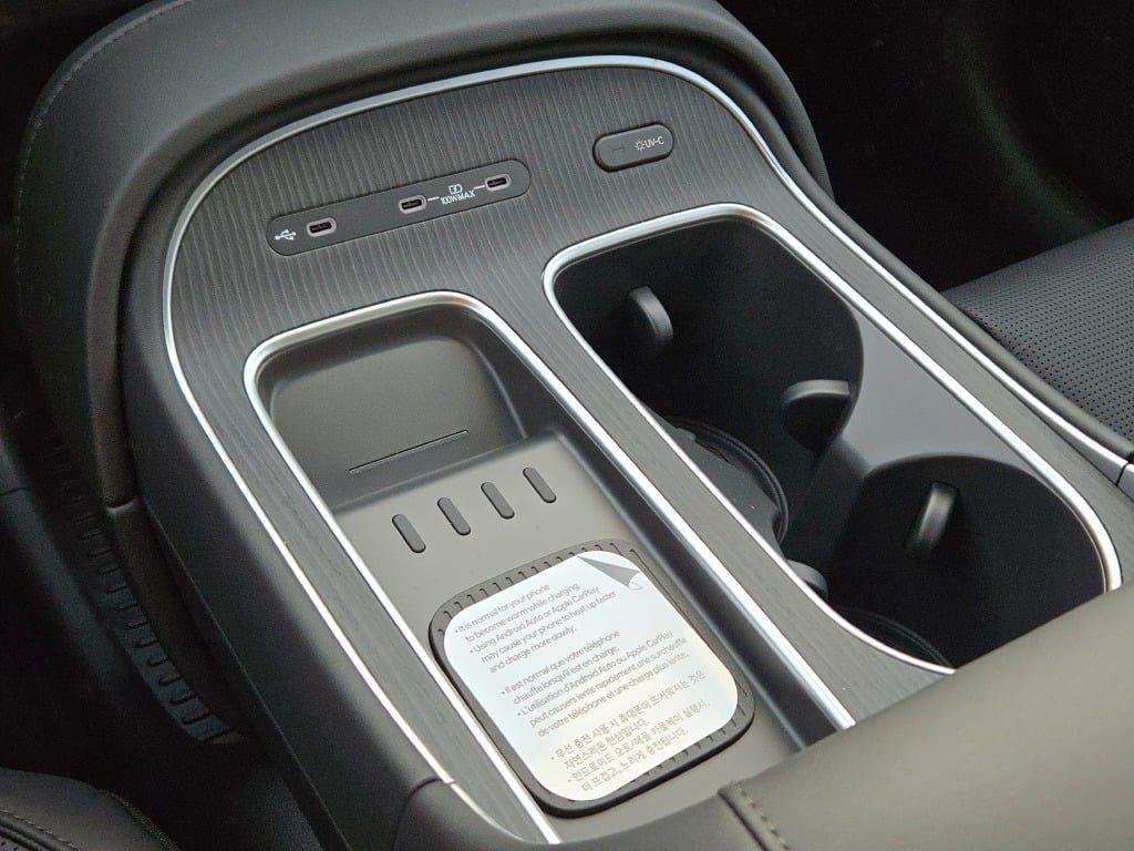 New 2026 White Hyundai Calligraphy AWD image 30