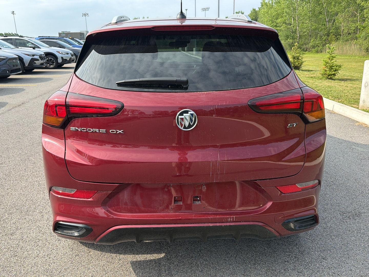Used 2023 Cinnabar Metallic Buick Select image 5