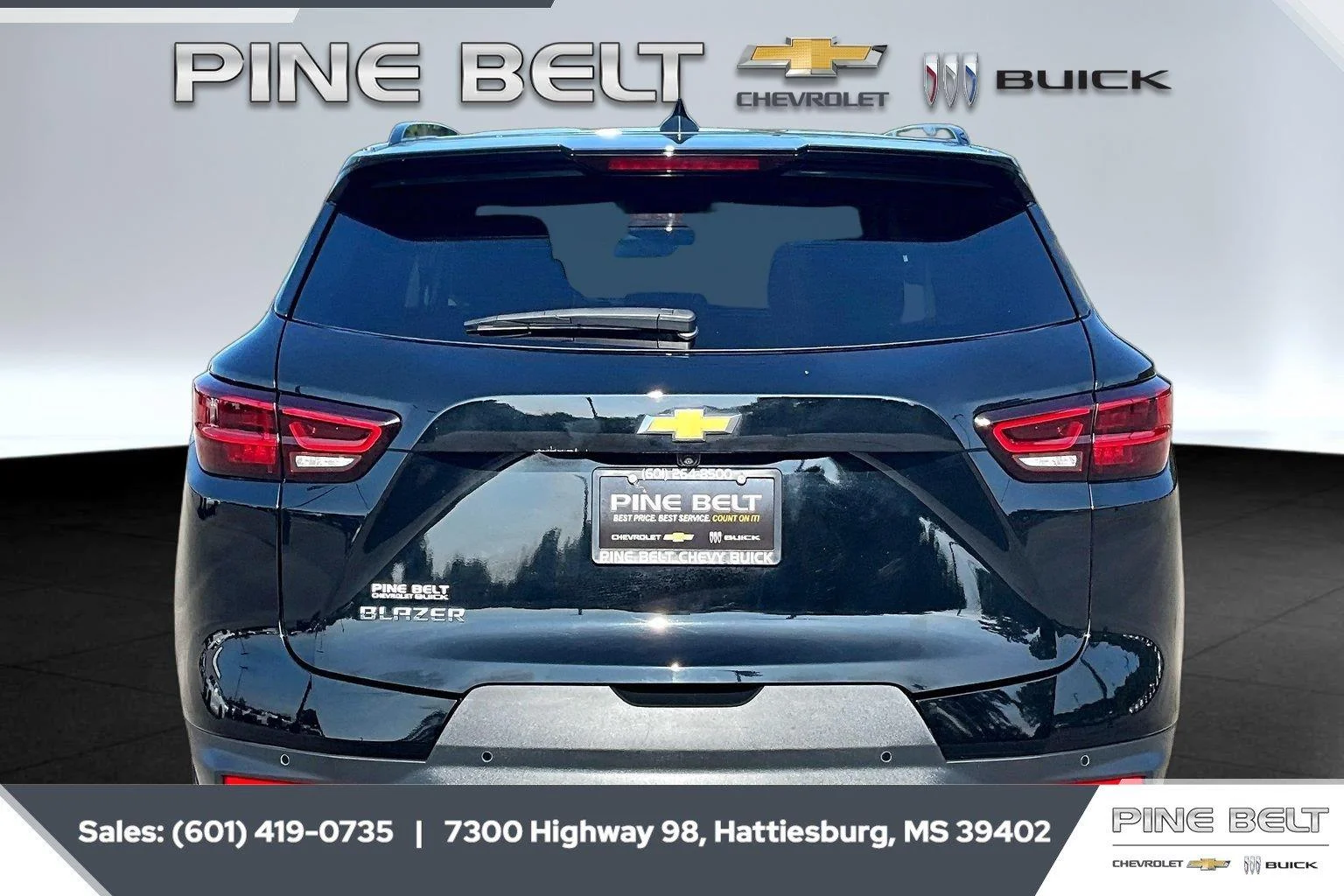 Used 2024 Black Chevrolet 2LT image 4