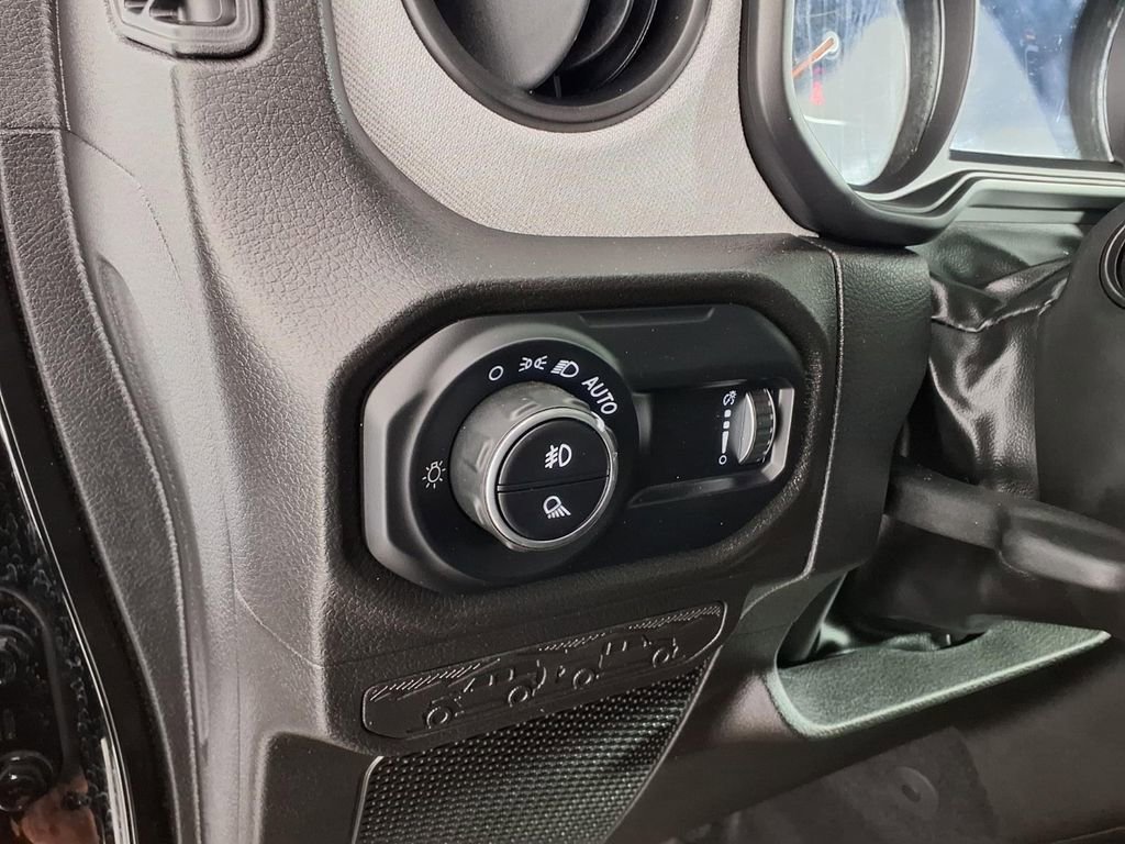 Used 2024 Black Clearcoat Jeep Sport S image 24
