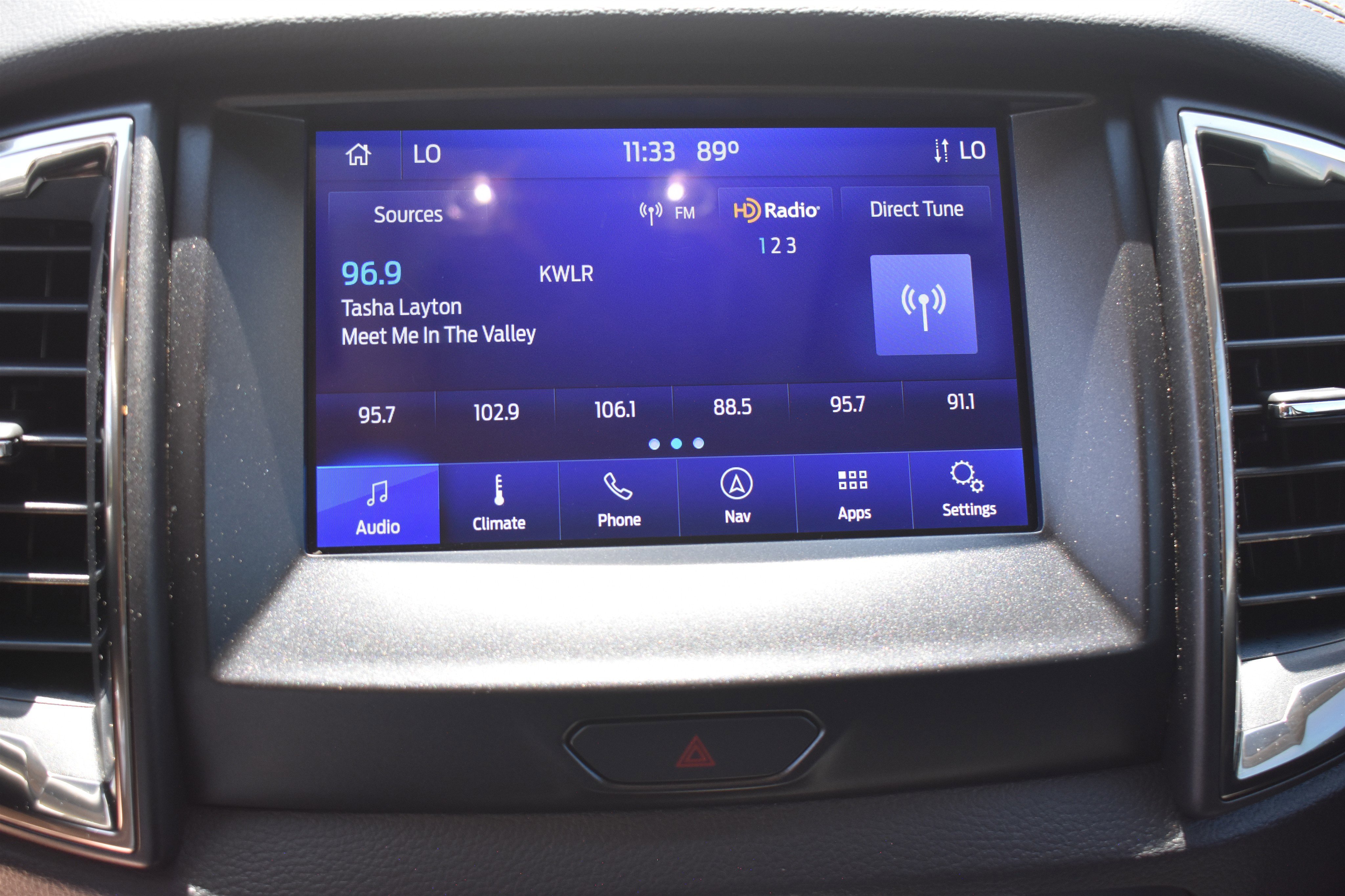 Used 2022 Gray Ford XL image 23