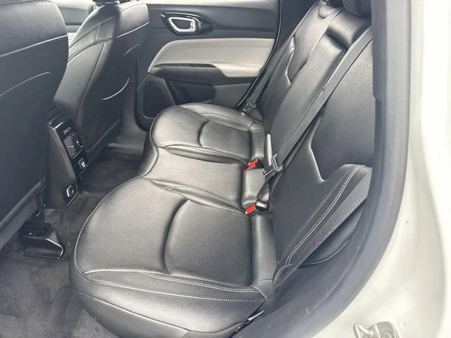 Used 2025 White Jeep Limited image 20
