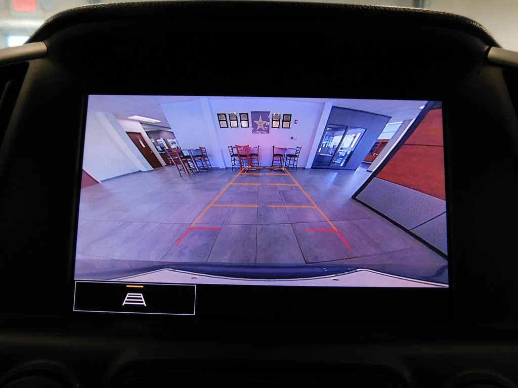Used 2023 Sterling GMC SLT image 29