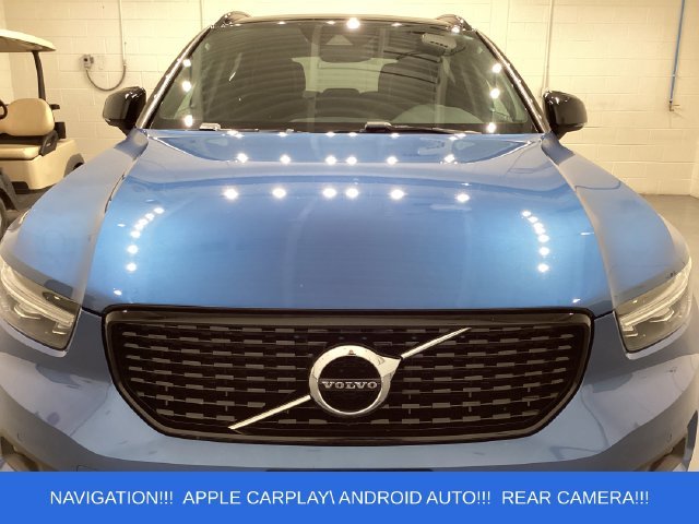 Used 2021 Blue Volvo R-Design image 1