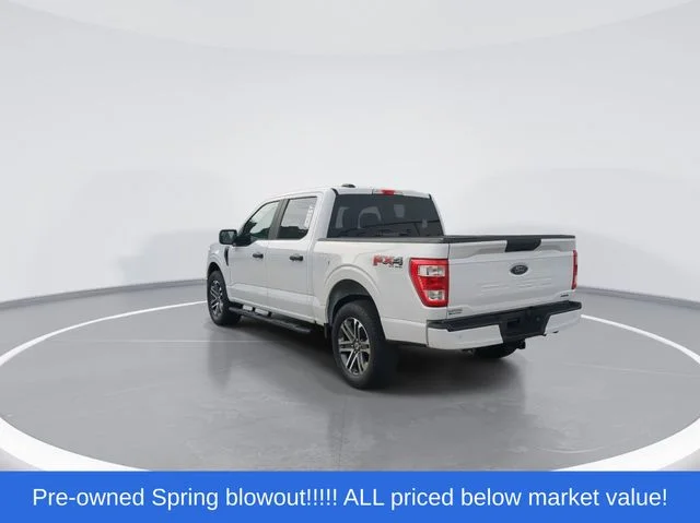 Used 2021 White Ford XL image 6
