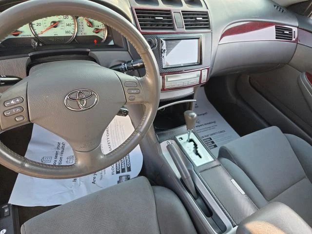 Used 2005 Blue Toyota SLE image 8