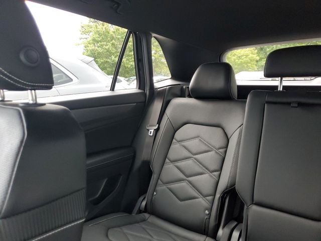 New 2026 Black Volkswagen SE image 10