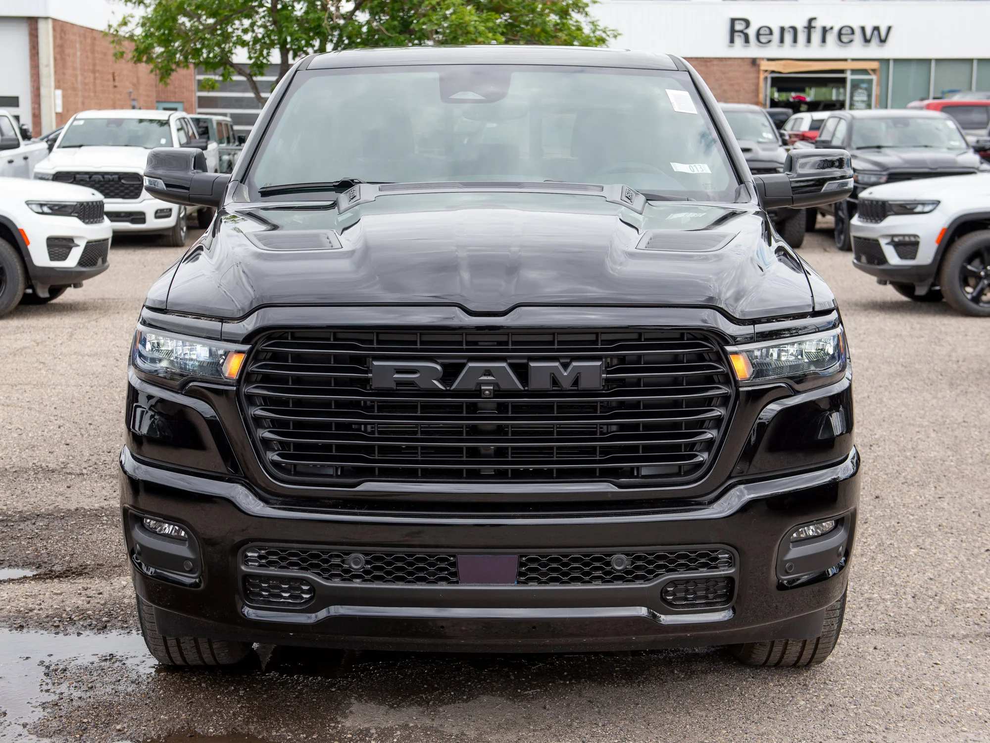 New 2026 Black RAM Sport* image 8