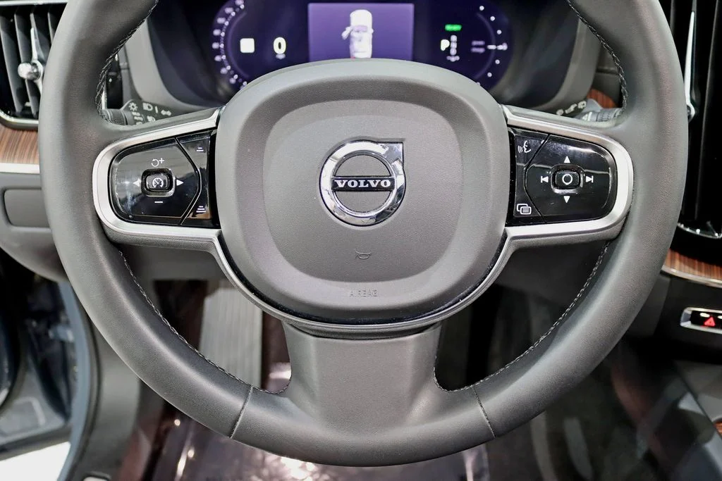 Used 2023 Gray Volvo Ultimate image 14