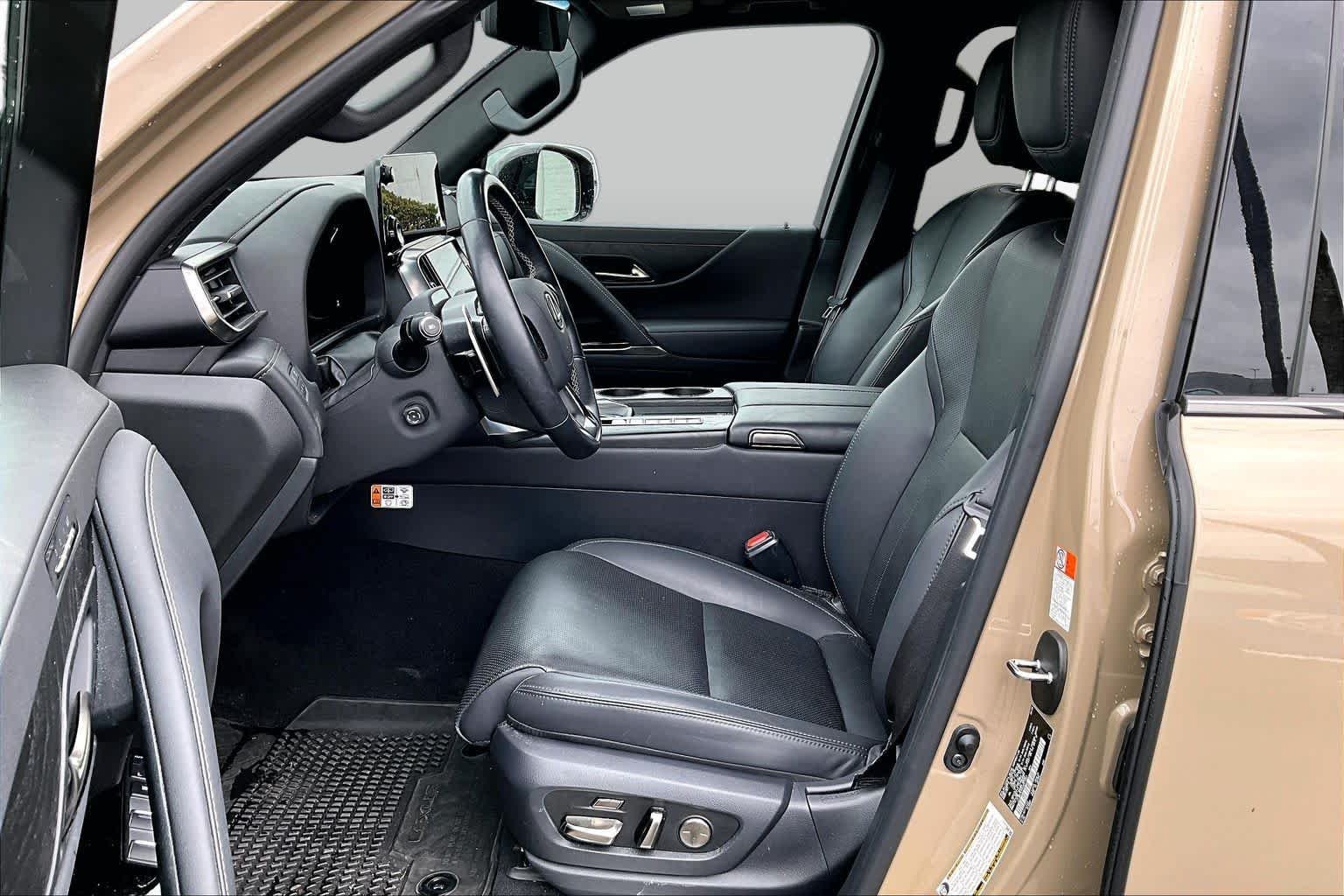 Certified Pre-Owned 2025 Lexus LX 700h Overtrail