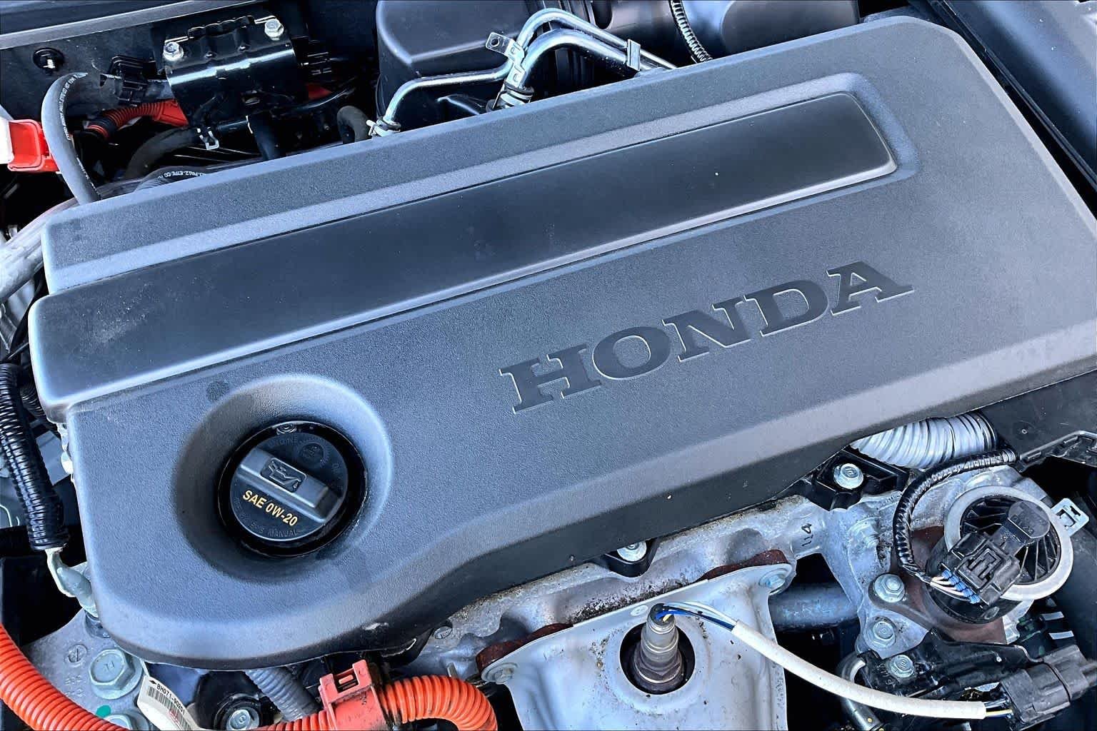 Used 2024 Platinum White Pearl Honda Sport image 31