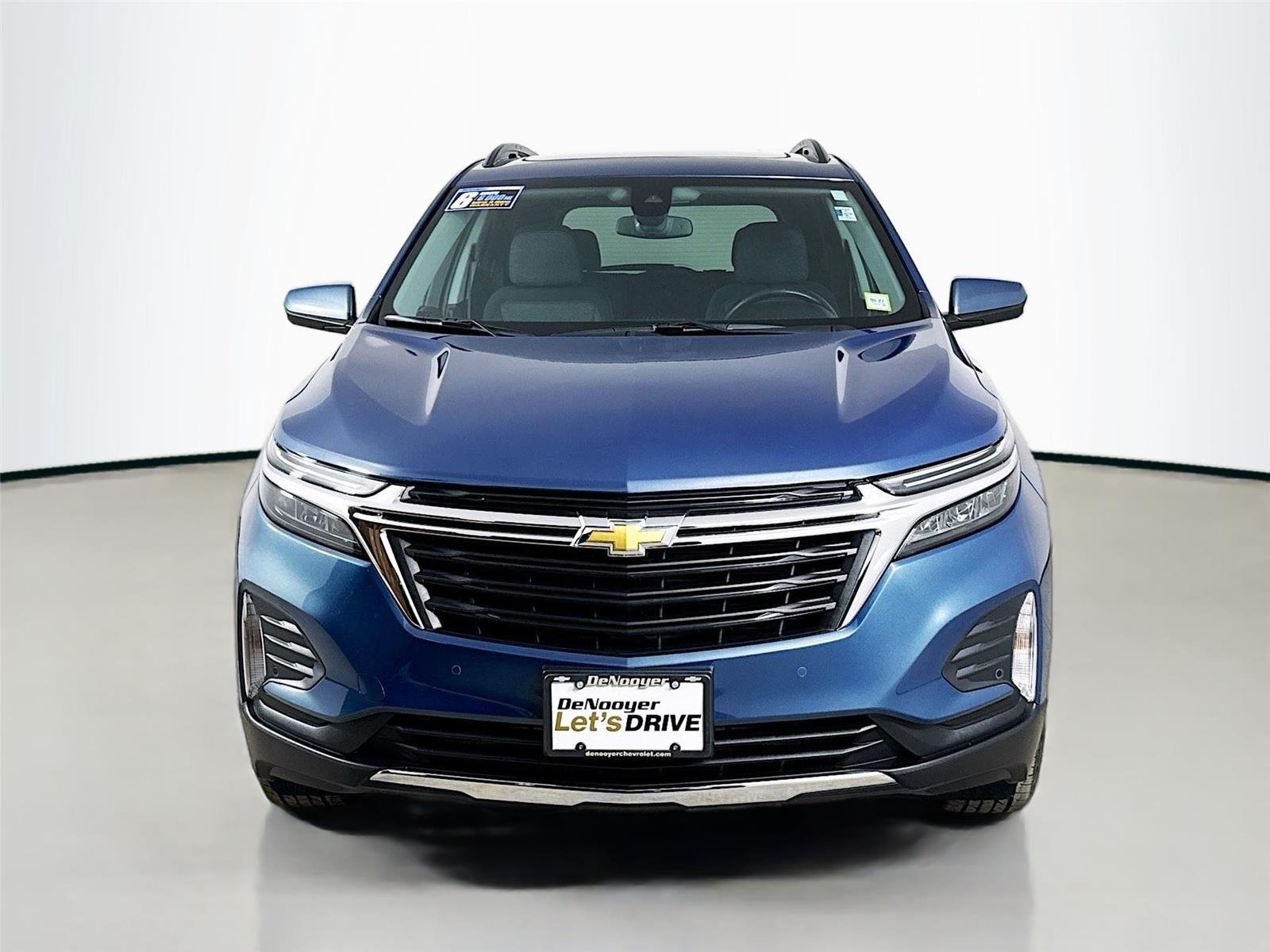Used 2024 Lakeshore Blue Metallic Chevrolet LT image 4