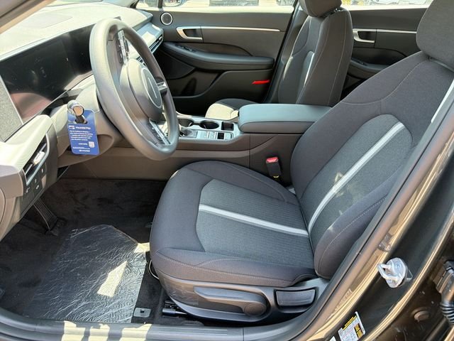 New 2026 Gray Hyundai SE image 41