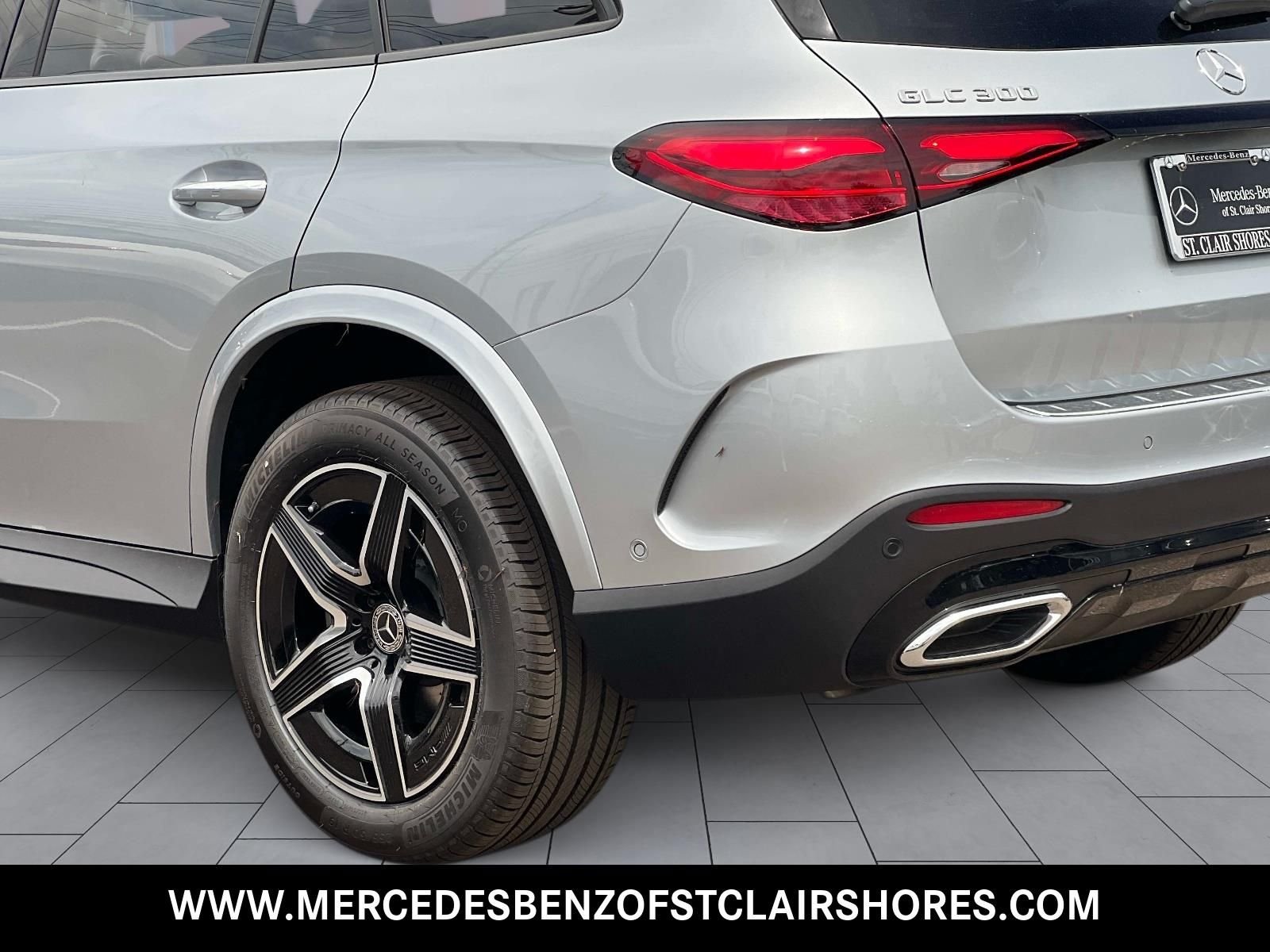 New 2026 Cirrus Silver Metallic Mercedes-Benz GLC 300 image 4