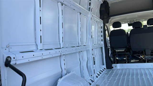 New 2026 Bright White Clearcoat RAM Tradesman image 15