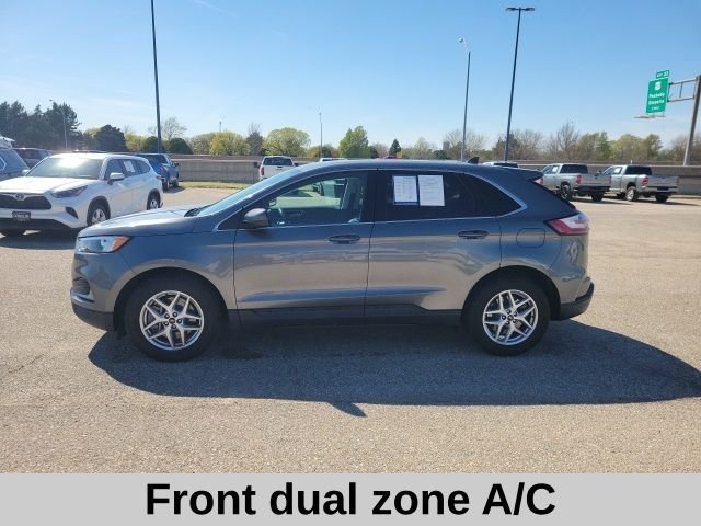 Used 2024 Gray Ford SEL image 3