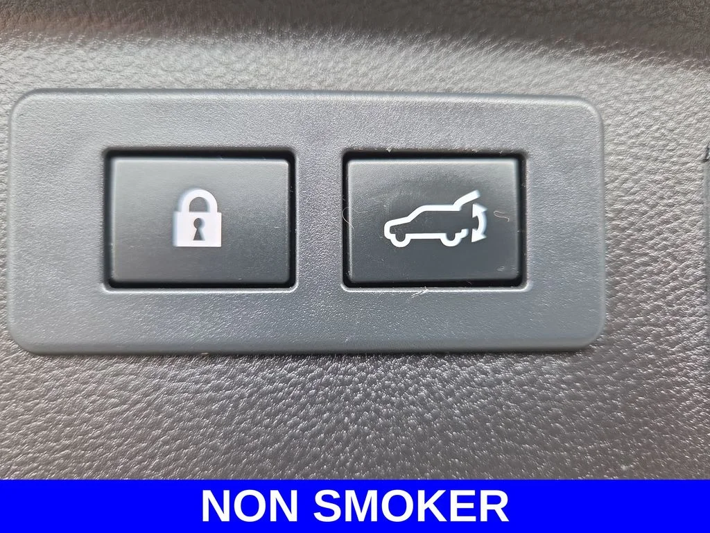 Used 2021 White Subaru Limited image 19