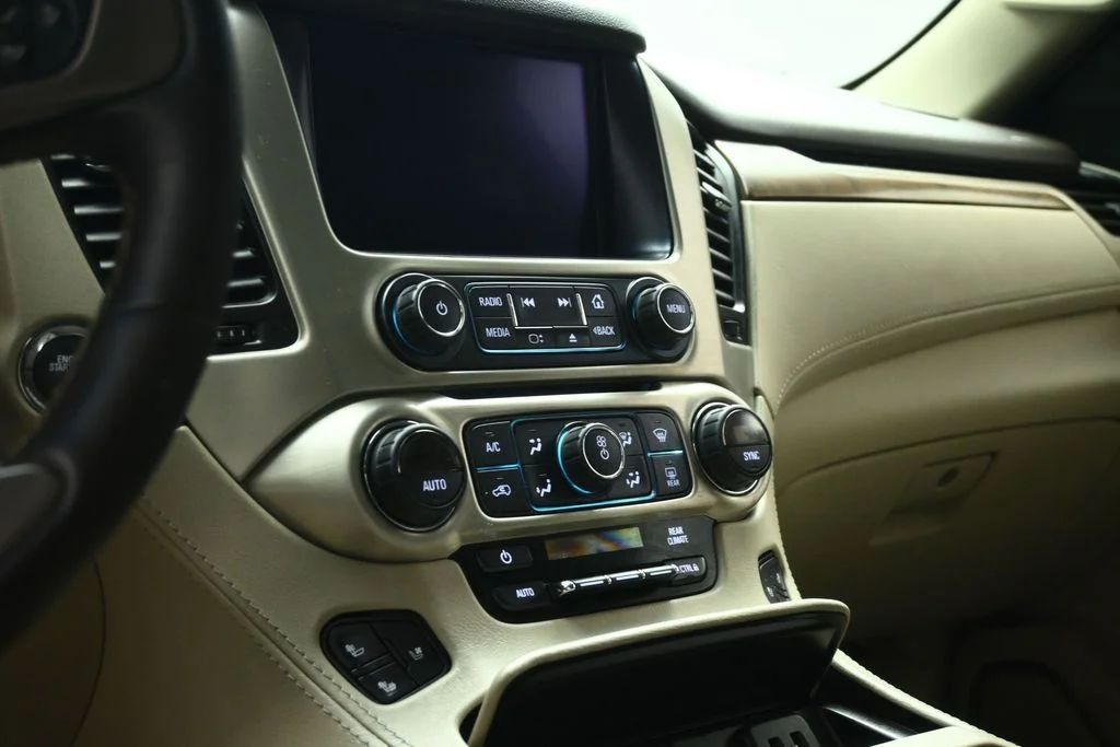 Used 2020 Silver GMC Denali image 55