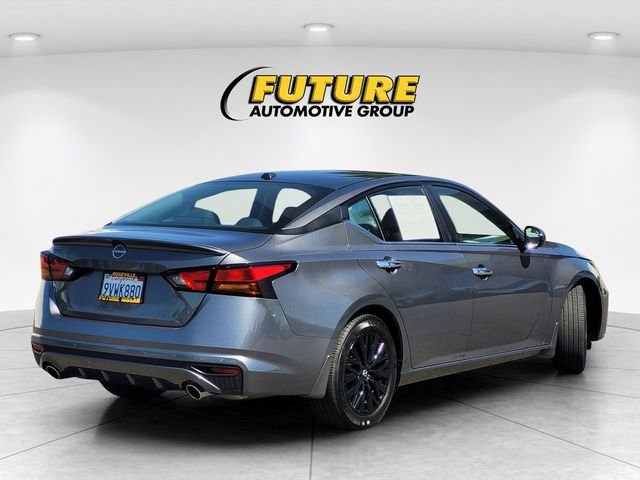 Used 2025 Gray Nissan 2.5 SV image 4