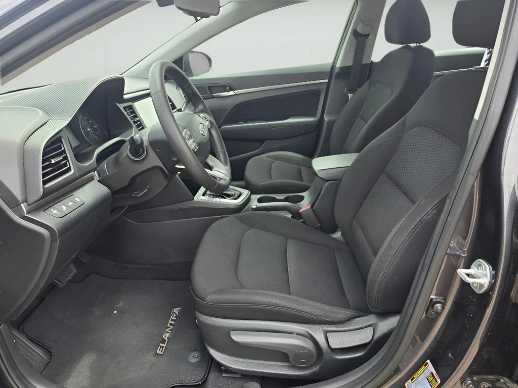 Used 2020 Portofino Gray Hyundai Value Edition image 28