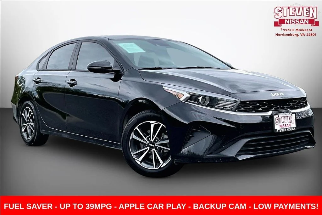 2022 Kia Forte LXS AT's photo