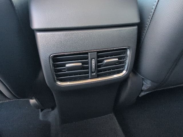 2025 Mazda CX-5 S Preferred package - Photo 6