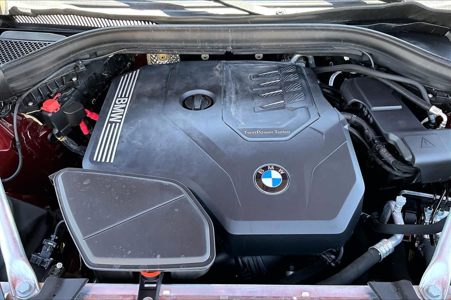 Used 2024 Aventurin Red Metallic BMW xDrive30i image 31