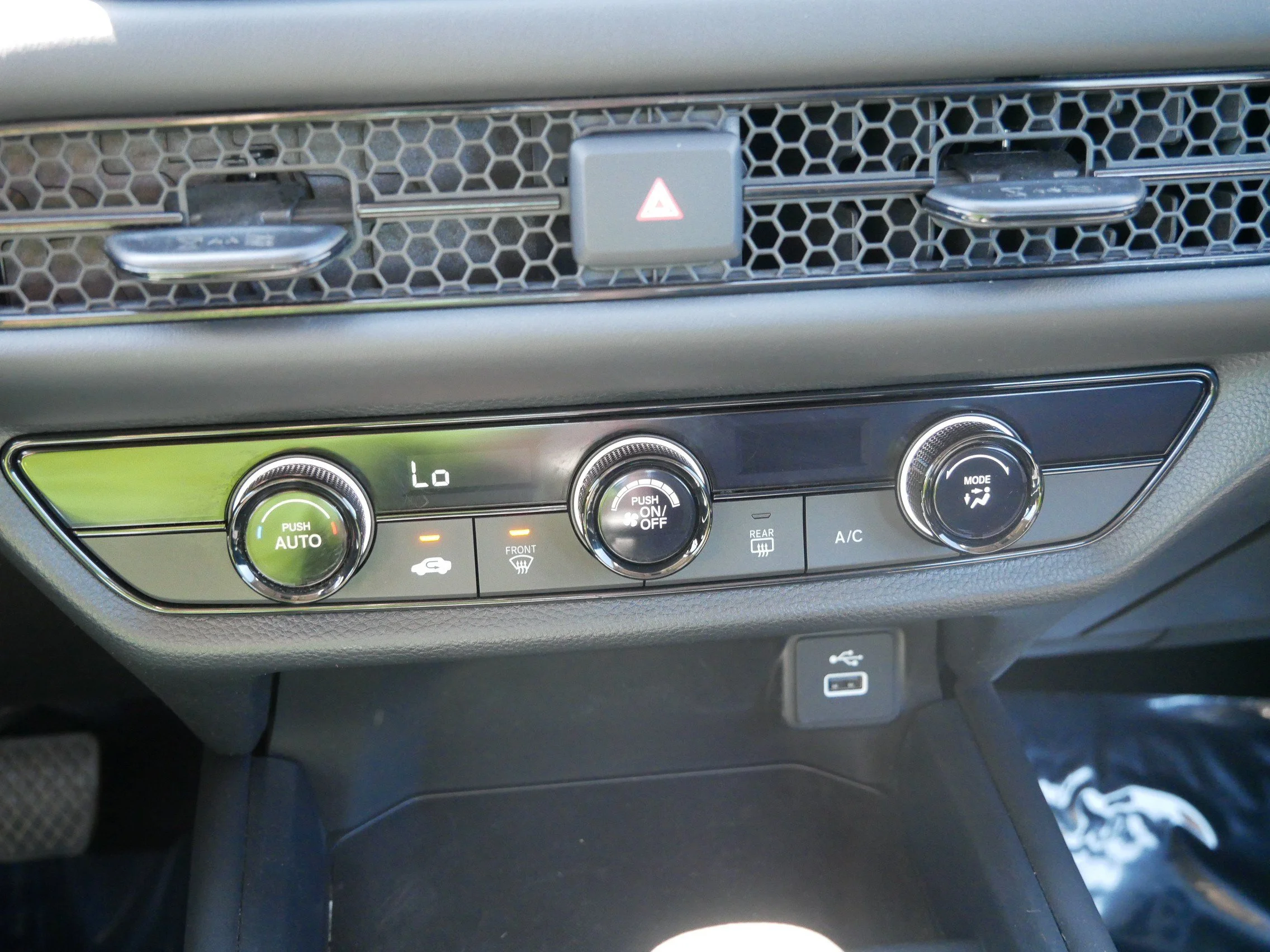 Certified Used 2024 Modern Steel Metallic Honda LX image 23