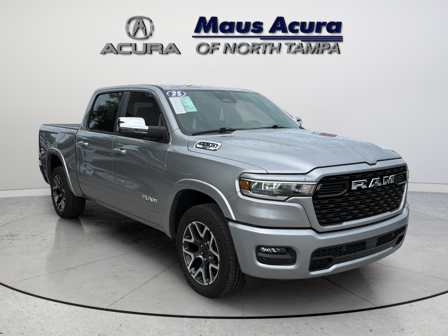 Used 2025 Silver Ram Laramie image 2
