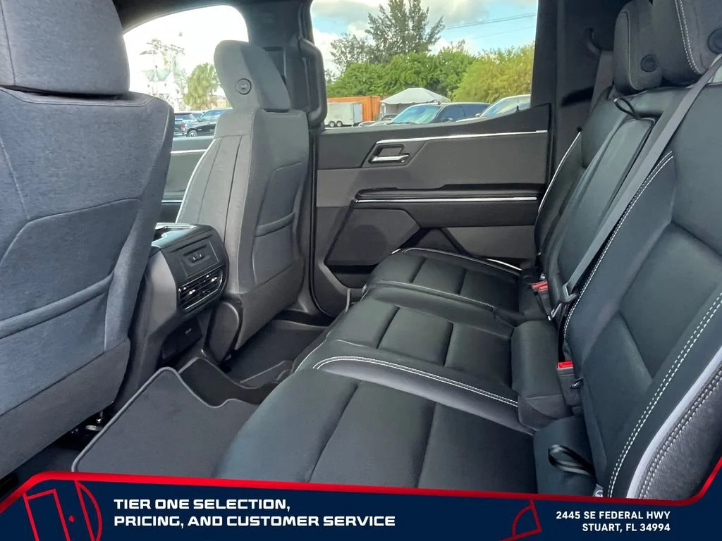 New 2026 Summit White GMC Elevation Extended Range image 11