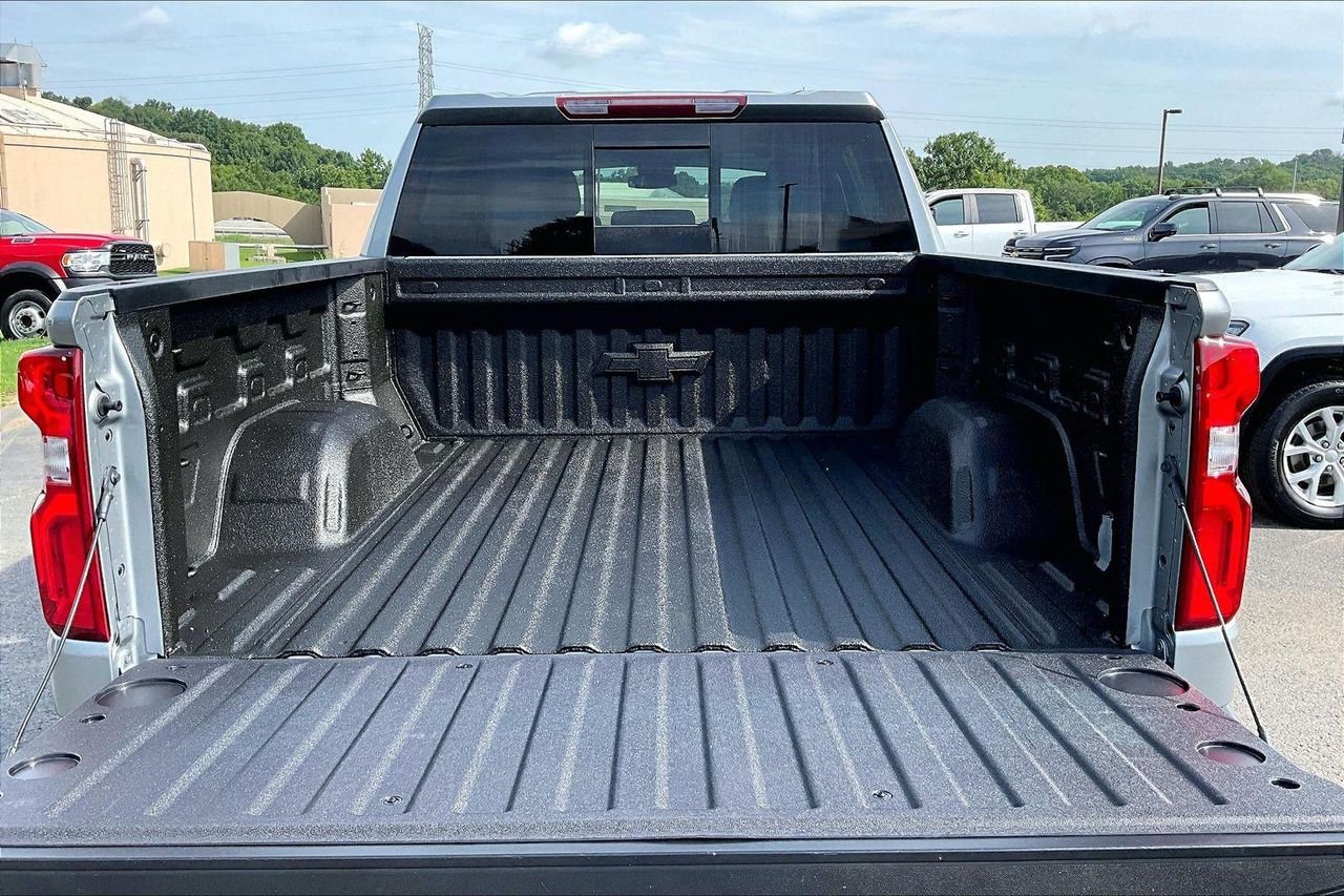 2024 Chevrolet Silverado 1500 RST - Photo 9