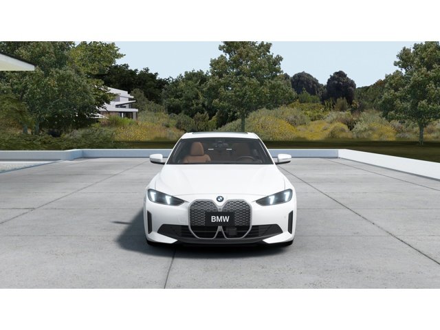 New 2026 Mineral White Metallic BMW eDrive40 image 3