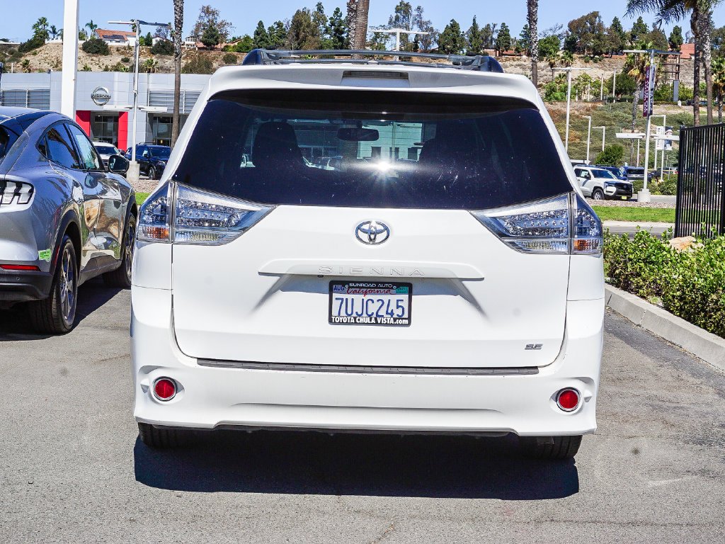 Used 2016 White Toyota SE image 5