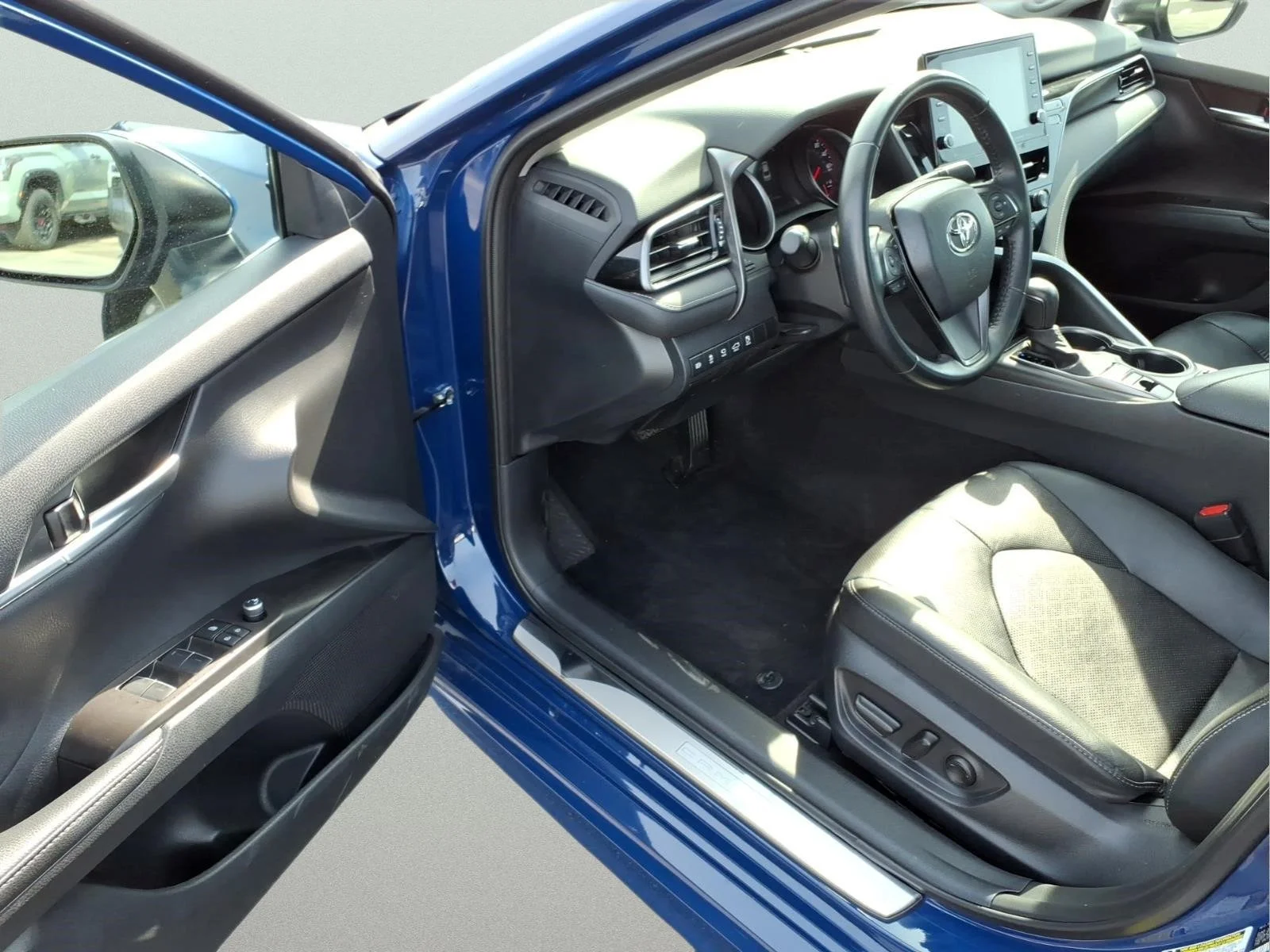 Used 2024 Blue Toyota XSE V6 image 10