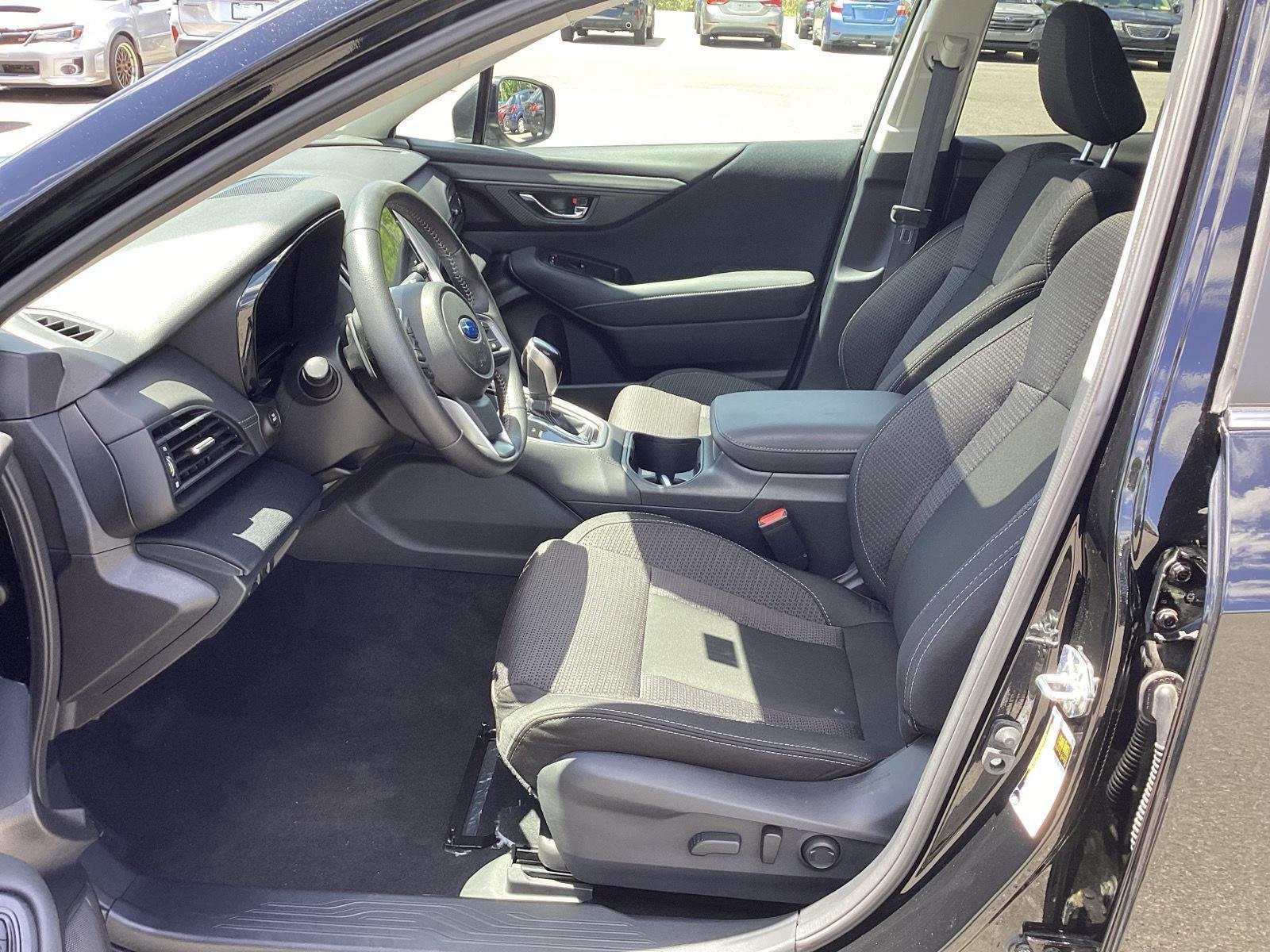 Used 2025 Crystal Black Silica Subaru Premium image 15