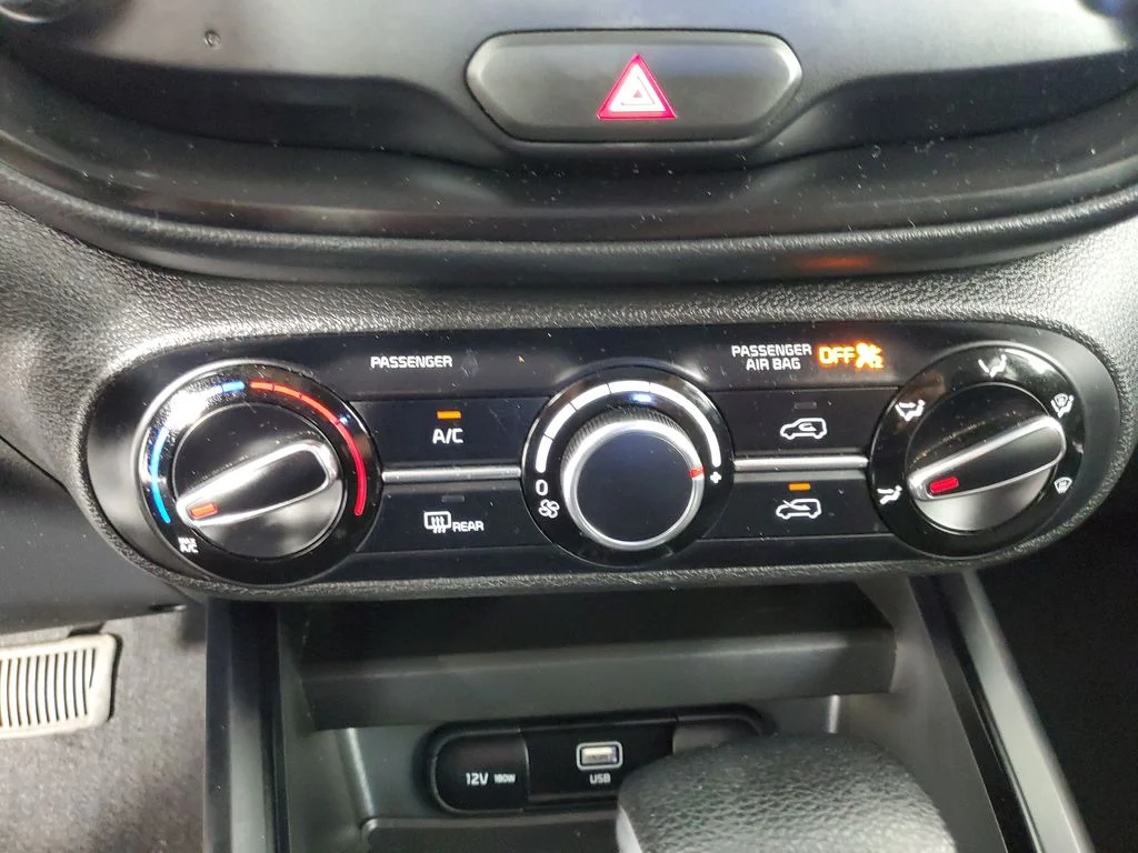 Used 2025 White Kia LX image 19