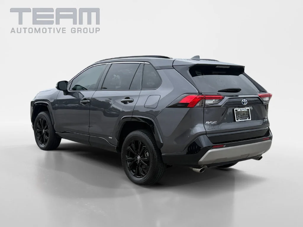 Used 2024 Gray Toyota SE image 5