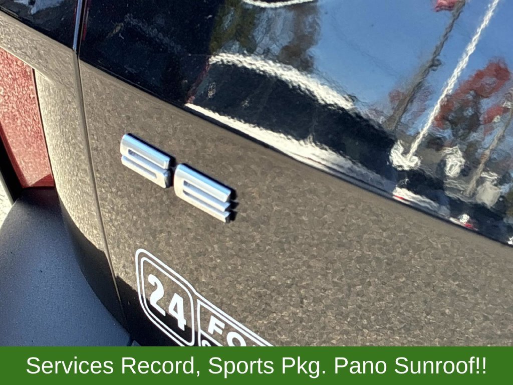 Used 2021 Black Ford SE image 12
