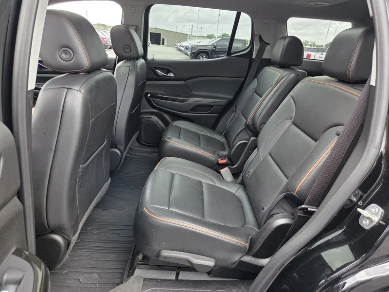 Used 2022 Ebony Twilight Metallic GMC AWD 4DR AT4 image 10