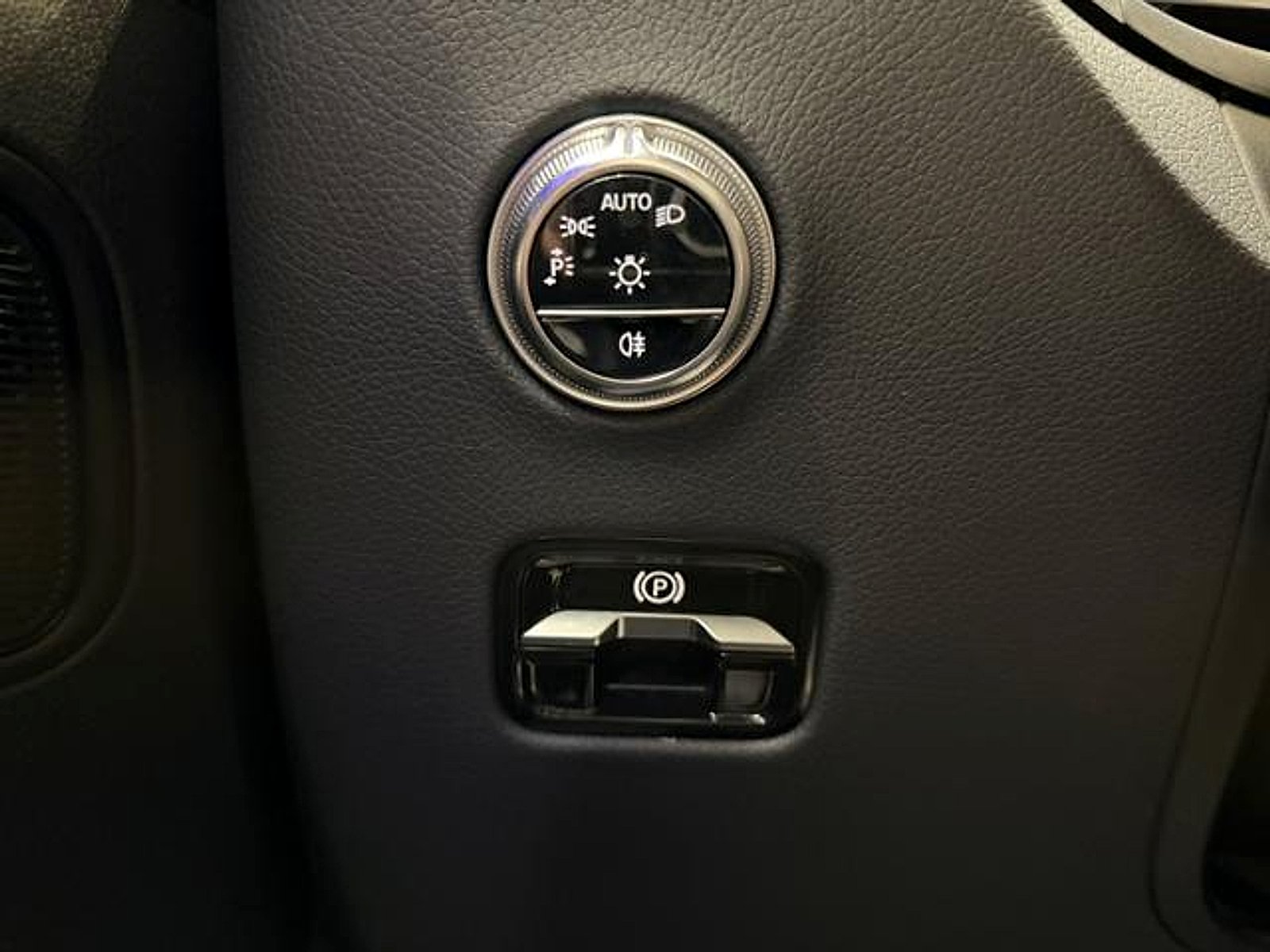 Certified Used 2024 Polar White Mercedes-Benz 300 image 23