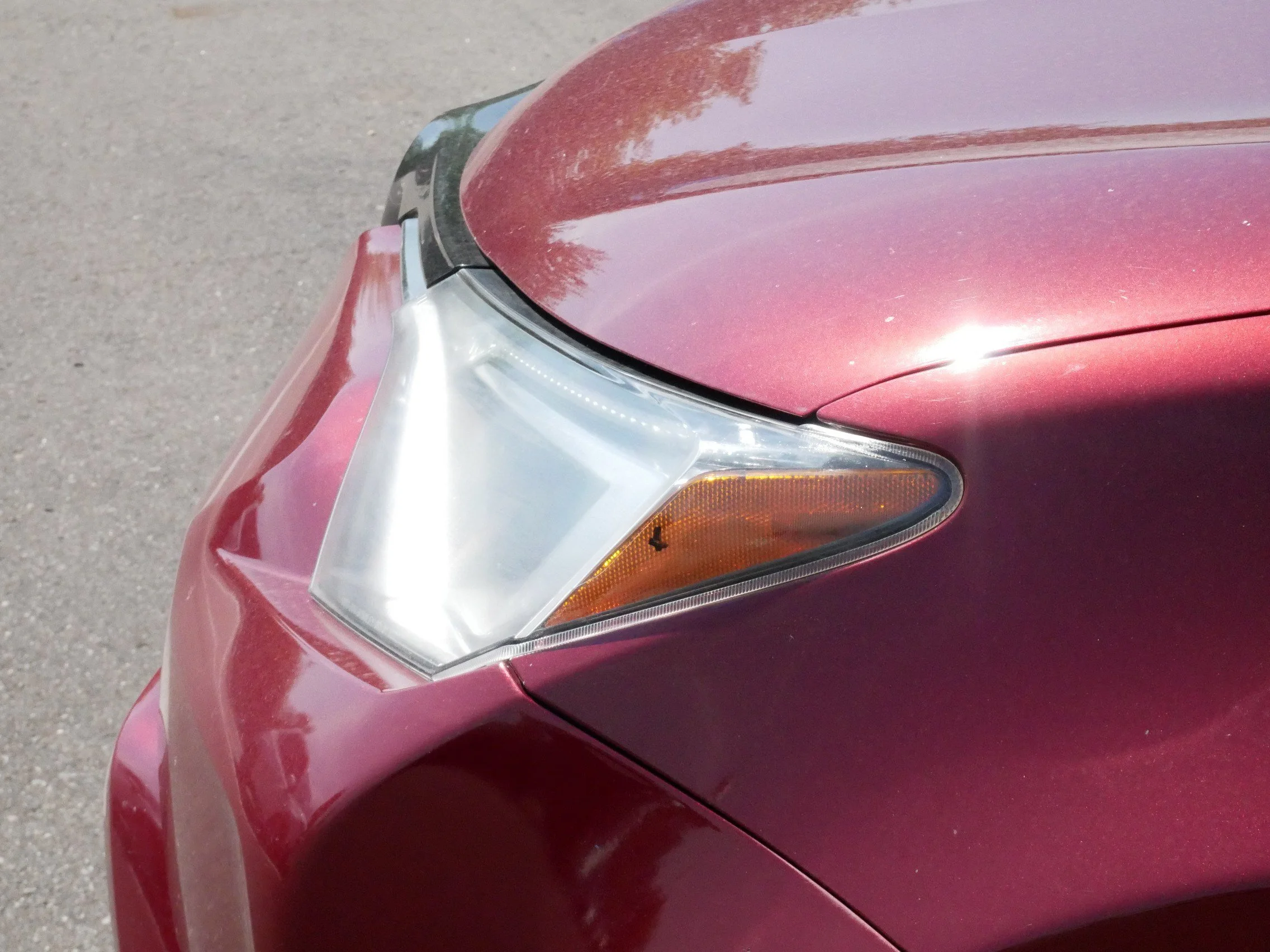 Used 2018 Ruby Flare Pearl Toyota XLE image 16