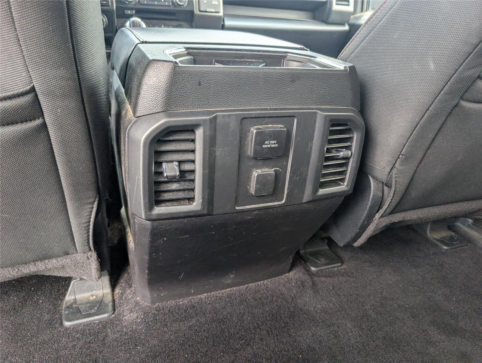 Used 2016 Magnetic Metallic Ford XLT image 32